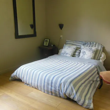 Maison Dans Un Ecrin De Verdure Au Pied De La Prázdninový dům Auch