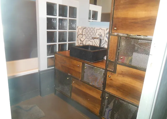 Maison Dans Un Ecrin De Verdure Au Pied De La Ferienhaus